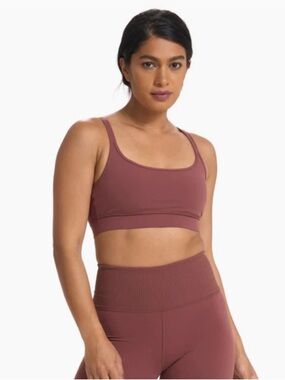 Vuori Mindset Sports Bra XS Cedar Mauve Strappy Workout Yoga Pilates Running